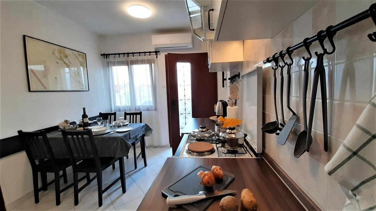 Apartments Nadia Sokolic Nerezine Εξωτερικό φωτογραφία