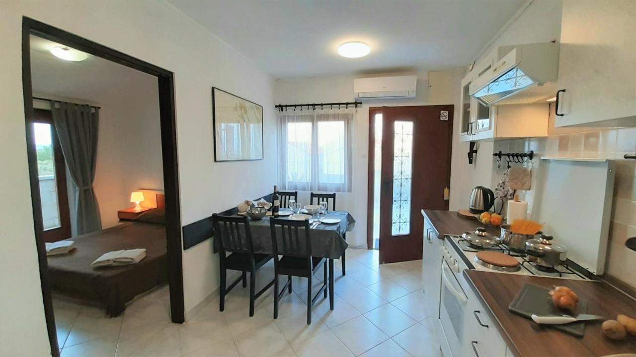 Apartments Nadia Sokolic Nerezine Εξωτερικό φωτογραφία